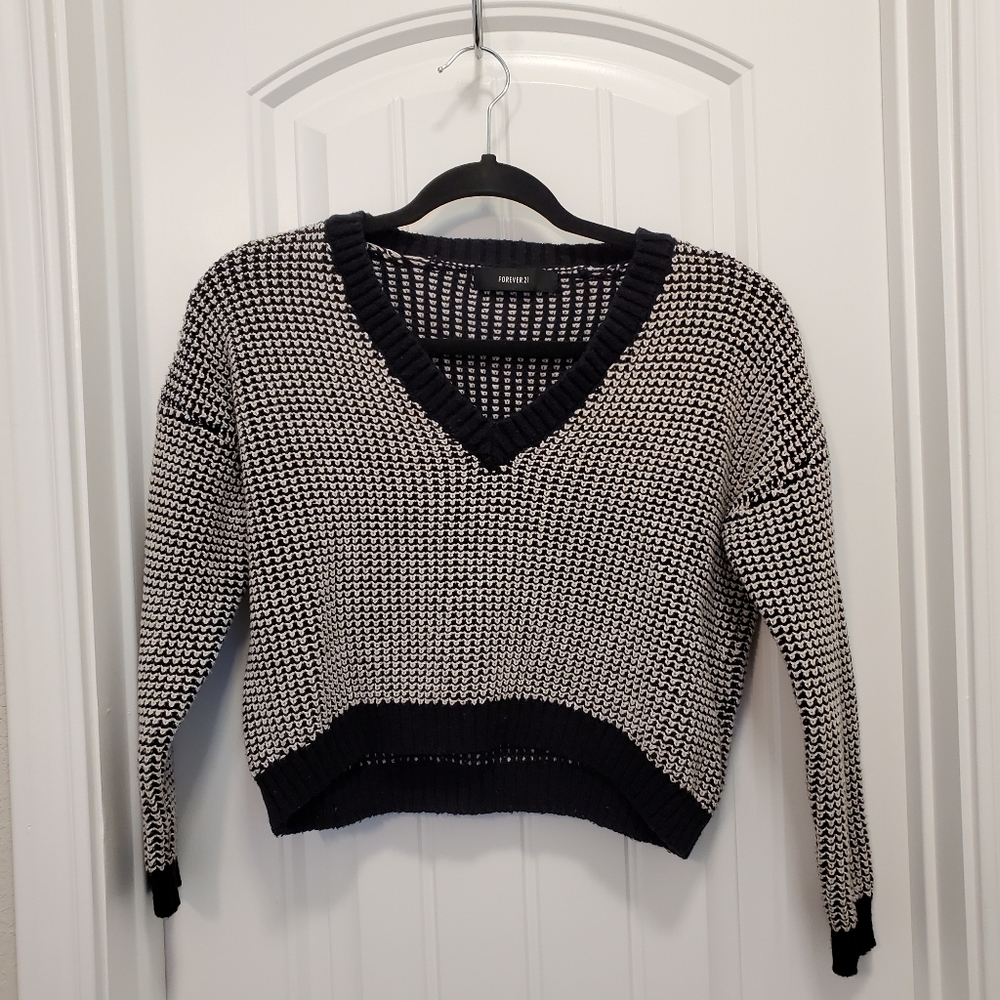 Forever 21 Cropped Cable Knit Sweater